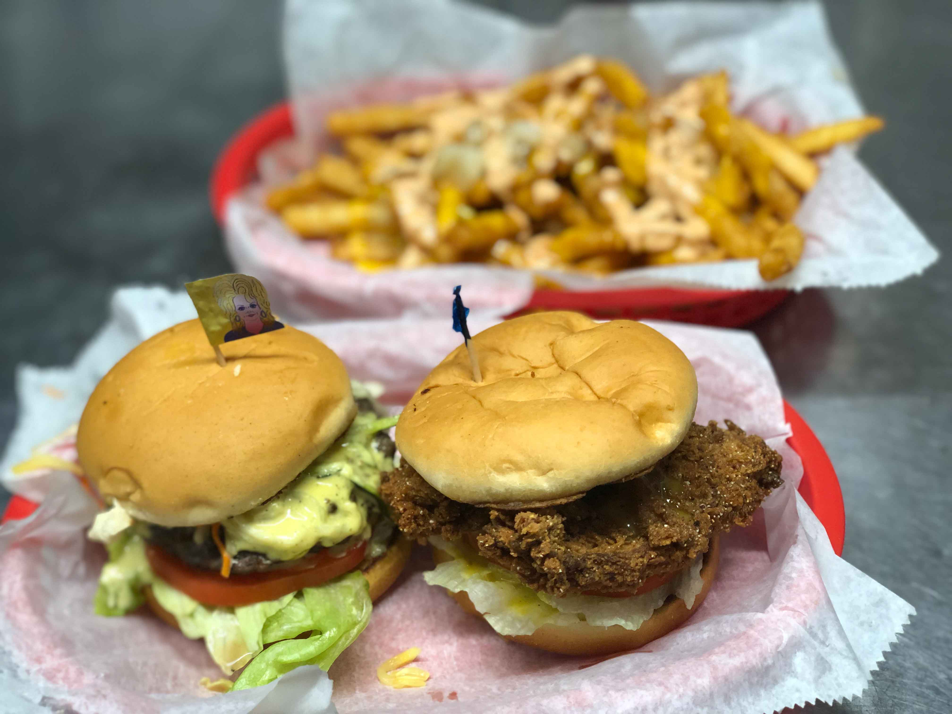 Dinos Nashville burger fries